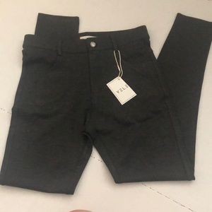 Ladies Yelete pants.